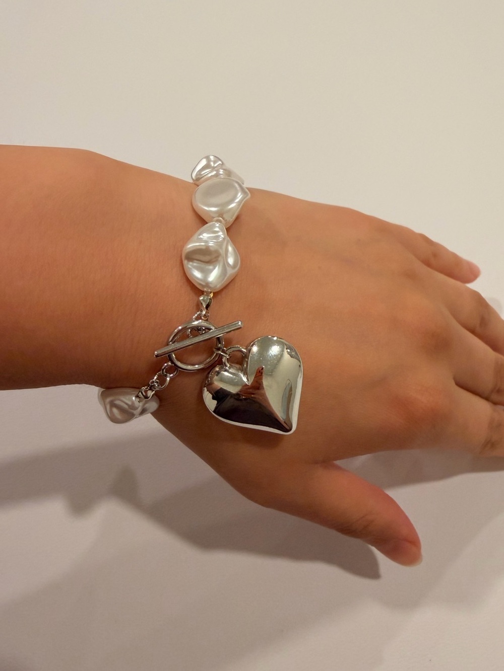 Silver Heart Charm Pearl Link Bracelet - Picture 3 of 10